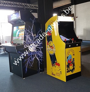 A-G 19 LCD arcade met 60 GAMES 'PAC-MAN' 6
