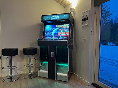 A-G 32 LCD arcade met 4500 GAMES 'editie 2020 STAR WARS' + LED verlichting met afstandsbediening 4