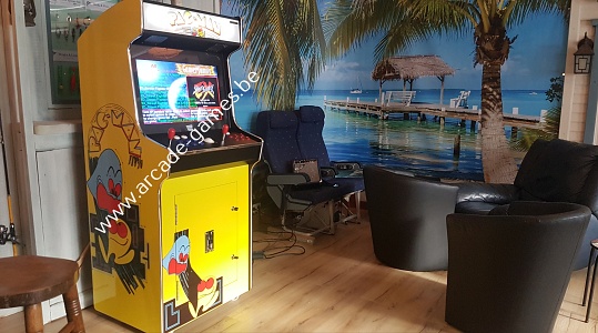 A-G 26 LCD arcade met 4500 GAMES 'PAC-MAN' + LED verlichting met afstandsbediening 26