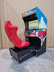 A-G 32 LCD RACING arcade met SEAT en 150 RACING GAMES BURNIN RUBBER + OUTRUN 3
